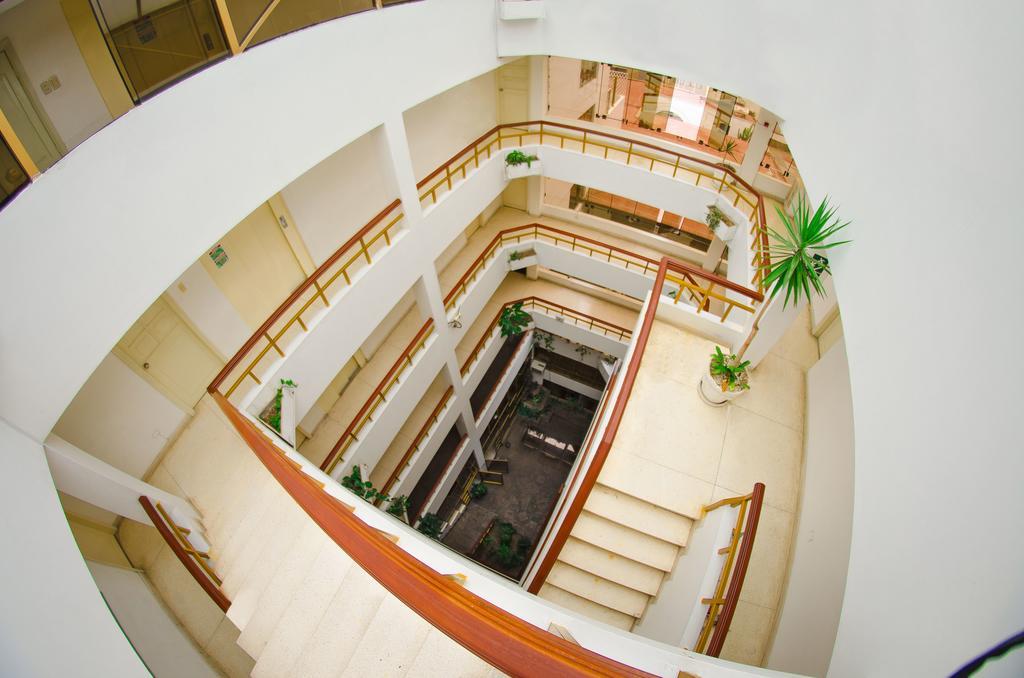 Gran Bolivar Hotel - Trujillo, Peru Extérieur photo