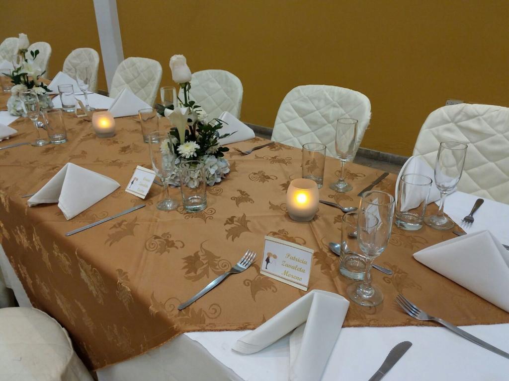 Gran Bolivar Hotel - Trujillo, Peru Extérieur photo