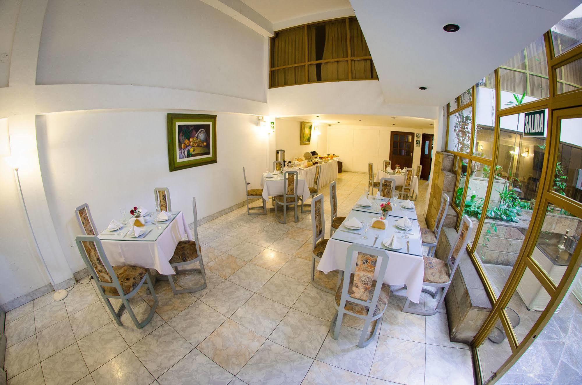 Gran Bolivar Hotel - Trujillo, Peru Extérieur photo