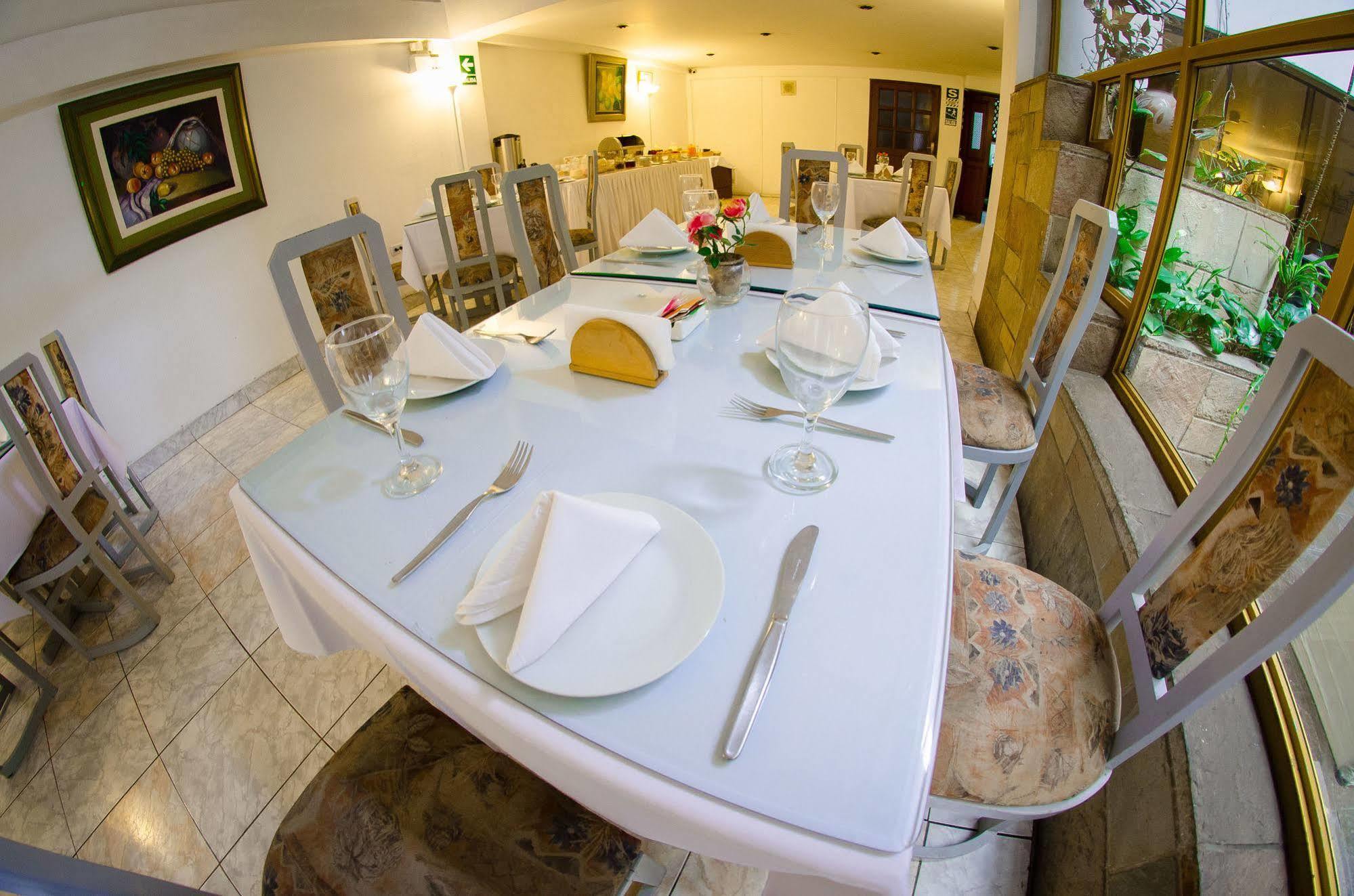 Gran Bolivar Hotel - Trujillo, Peru Extérieur photo