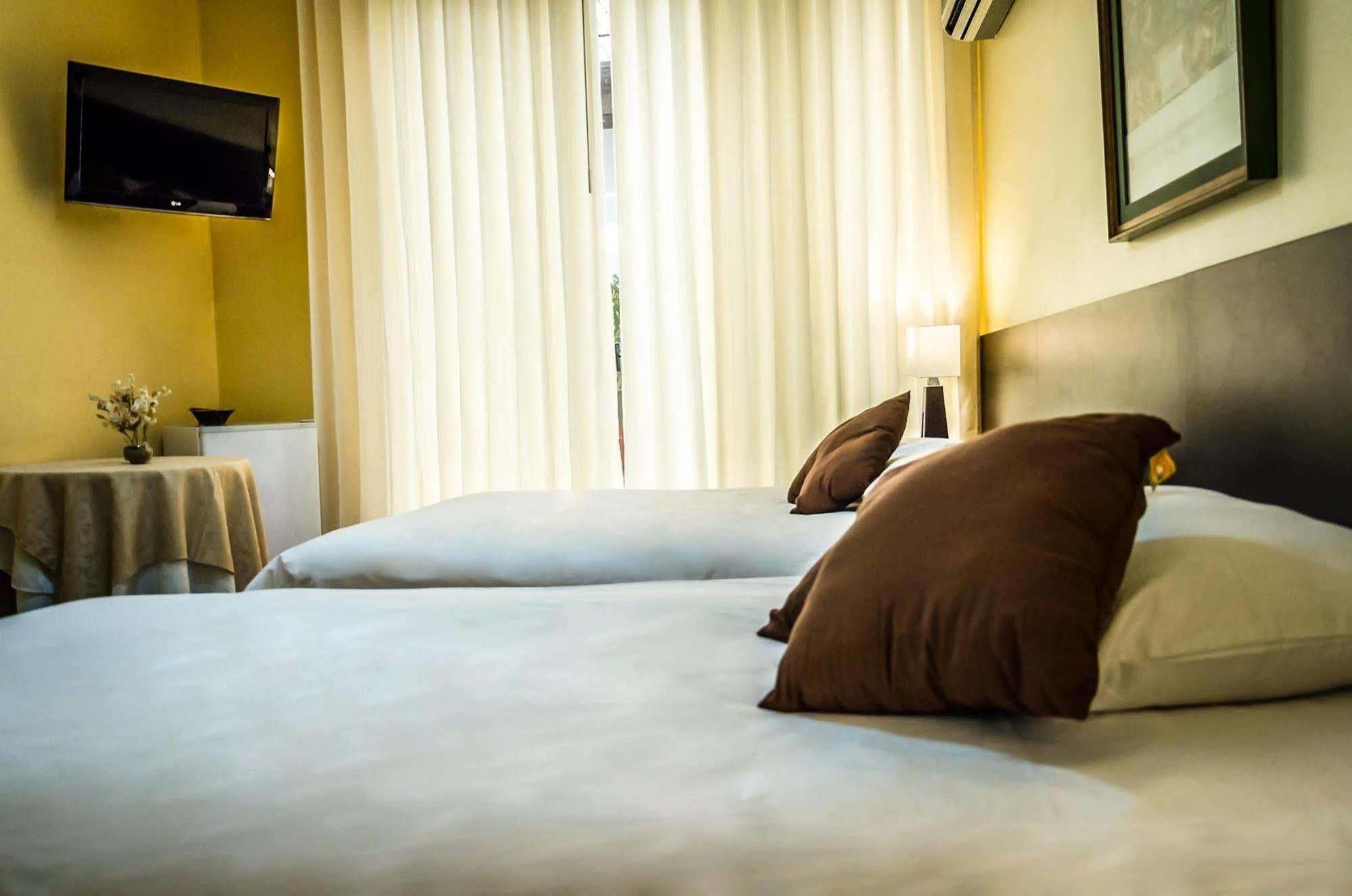 Gran Bolivar Hotel - Trujillo, Peru Extérieur photo